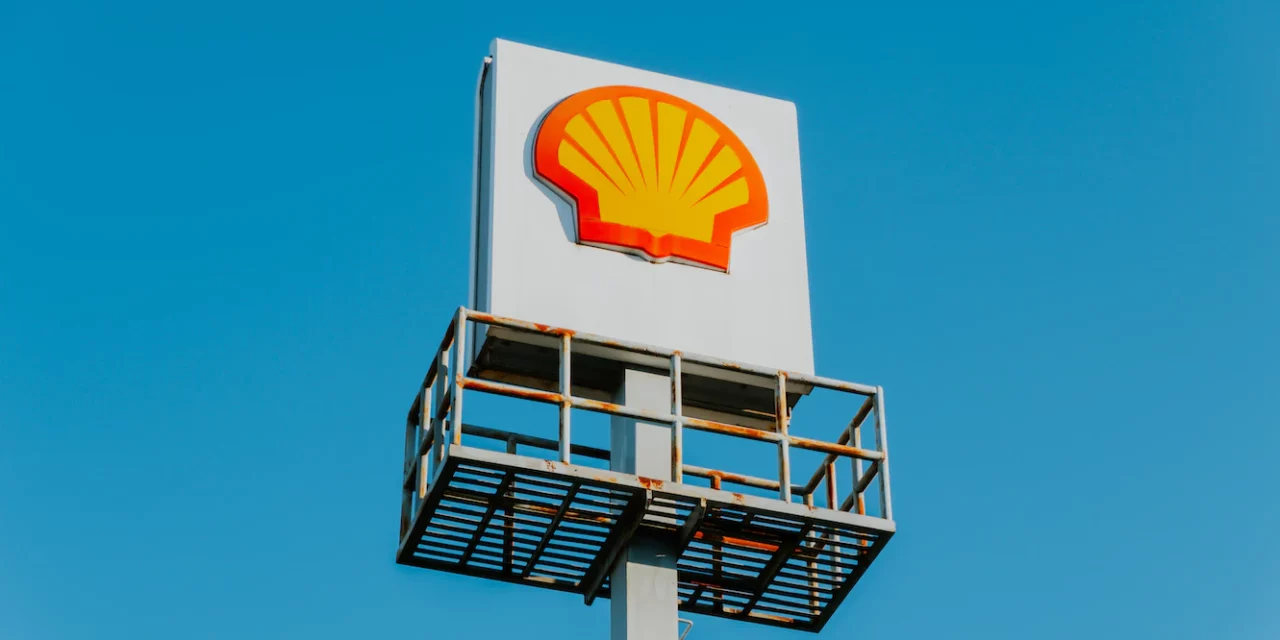 Shell renuncia a dos contratos para explotación de crudo en el Golfo de México