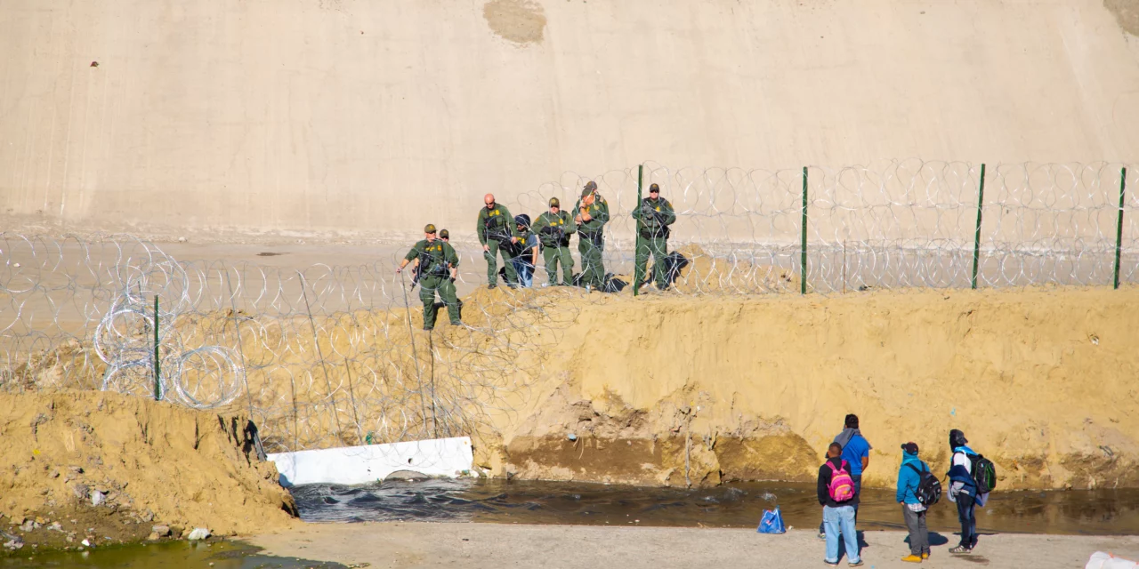 La migración de mexicanos hacia EU se redujo en casi medio millón de personas en lo que va de la actual administración: Cemla