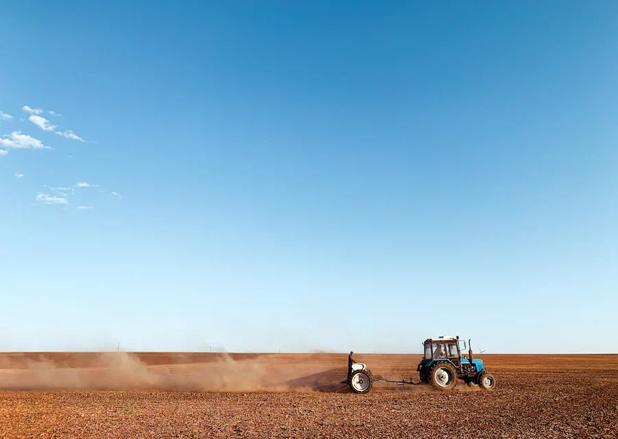 Banco Santander y el CNA firman convenio para obtener financiamiento. Una de cada 10 agroindustrias accede a créditos.