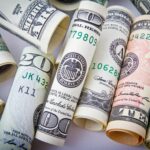 El peso cerró en 17.78 unidades por dólar